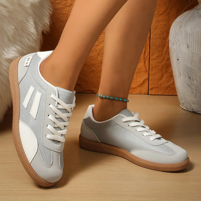Women’s Comfort Sneakers – Lightweight & Soft Sole